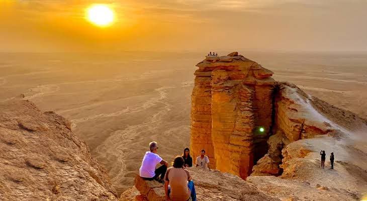 حافة العالم